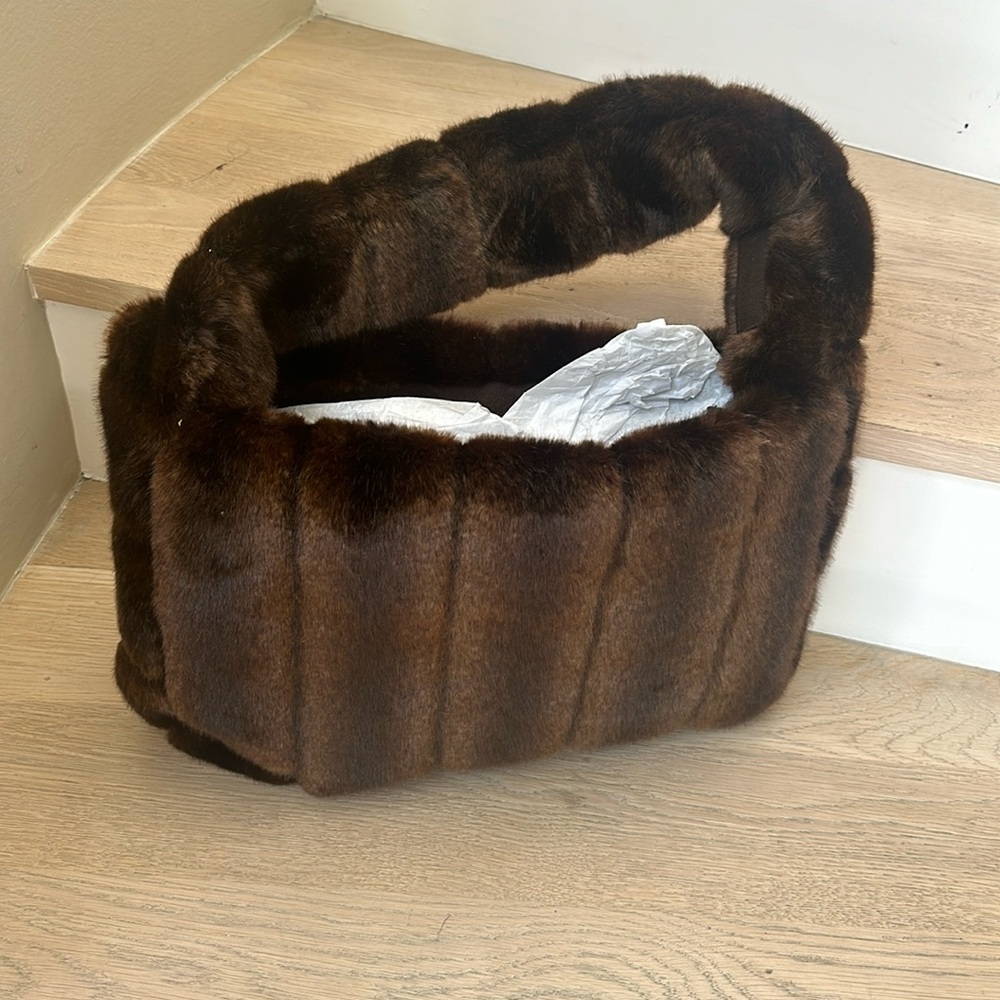 Marei vegan fur bag